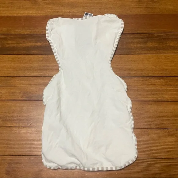 Love to Dream White Sleep Sack Swaddle with Cream Trim 1.0 TOG Size Small - Picture 5 of 5
